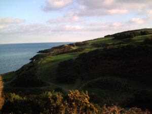Glen Beach Cliff Walk