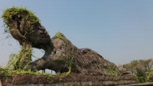 Wat Pa Phra Chao Uthumphon