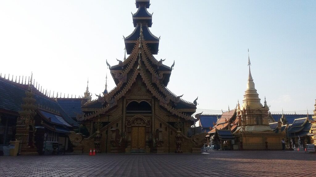 Phra Borommathat Chao Chom Lanna - fot. Daniel Karwicki