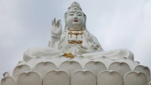 Wat Huay Pla Kang - Guanyin statue, fot. Daniel Karwicki