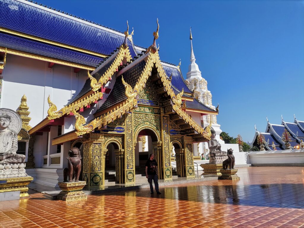 Phra Viharn Phra Chao Nip Phaan, Wat Ban Den - fot. Achiradaporn Klungwichien