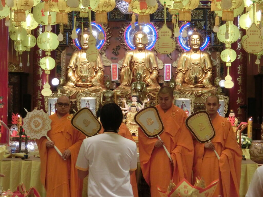 Kultura Tajlandii - mnisi buddyjscy, fot. Daniel Karwicki