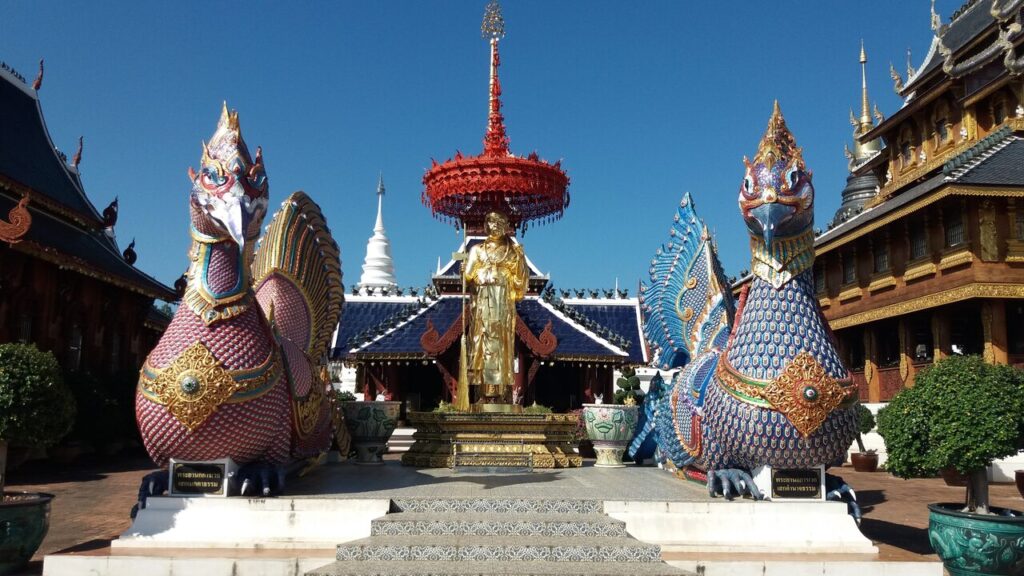 Statue of Phra Kruba Chao Thung Nath Silo - fot. Daniel Karwicki
