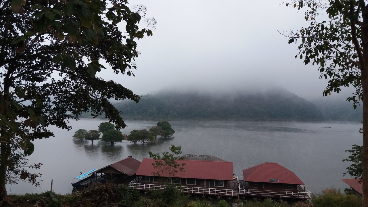 Jezioro Kaeng Ko - fot. Daniel Karwicki