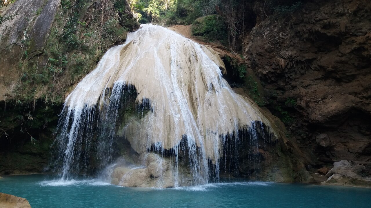Wodospad Koh Luang - Park Narodowy Mae Ping, fot. Daniel Karwicki