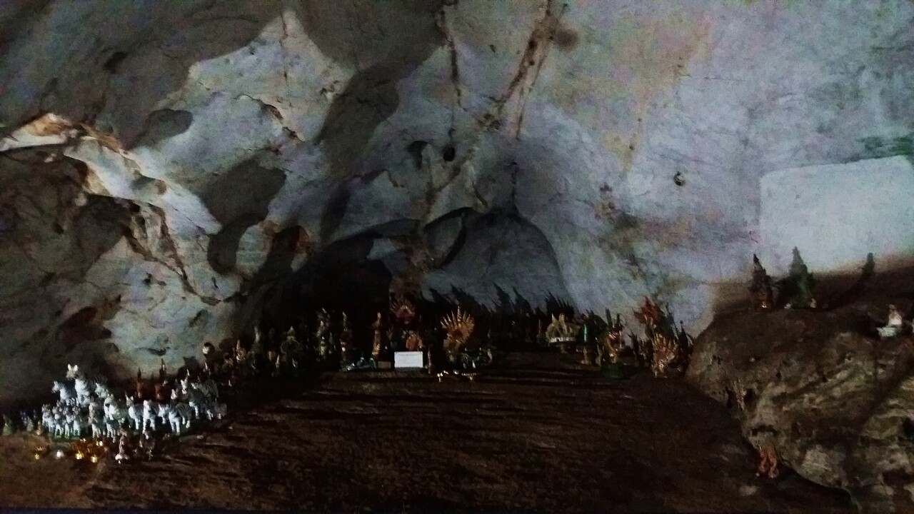 Muang On Cave - photo: Daniel Karwicki