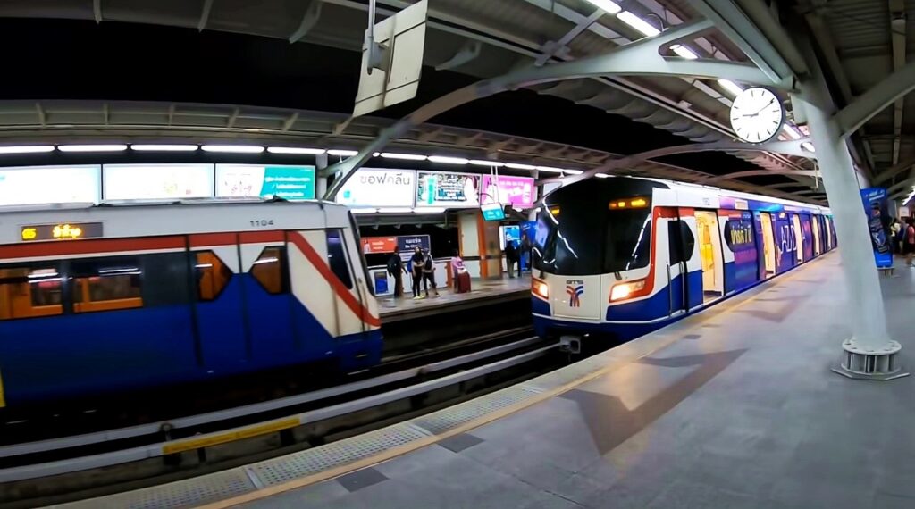 Transport publiczny w Bangkoku - BTS