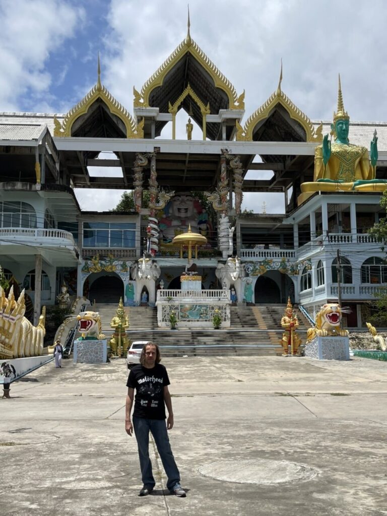 Wat Khao Itisukto - Hua Hin