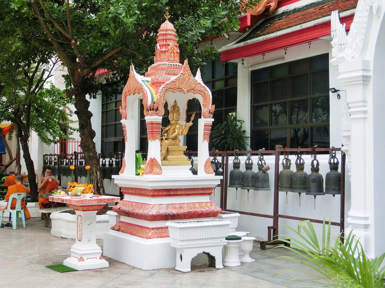 Wat Maha Phruettharam Worawihan - fot: Daniel Karwicki