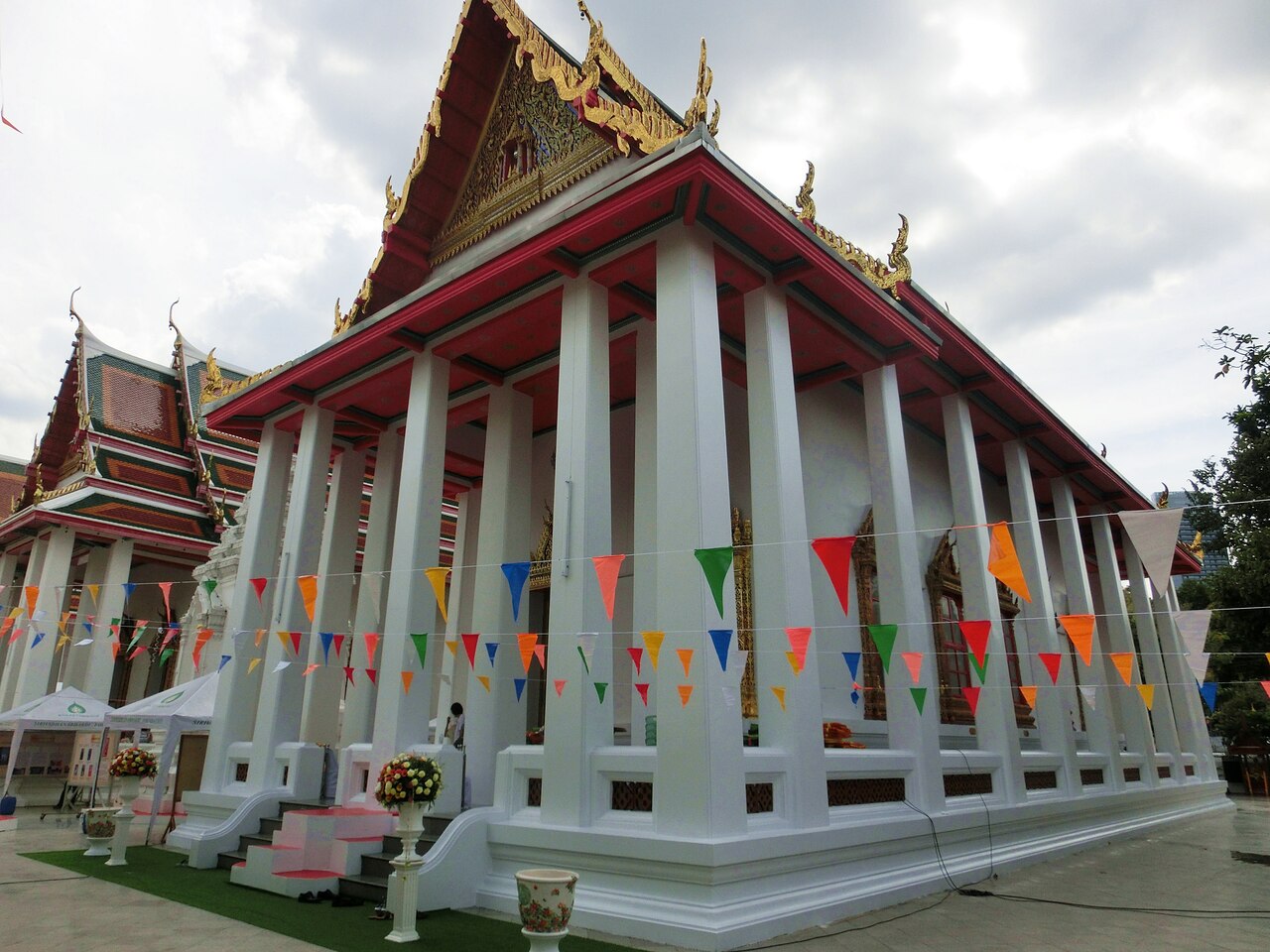 Wat Maha Phruettharam Worawihan - fot: Daniel Karwicki