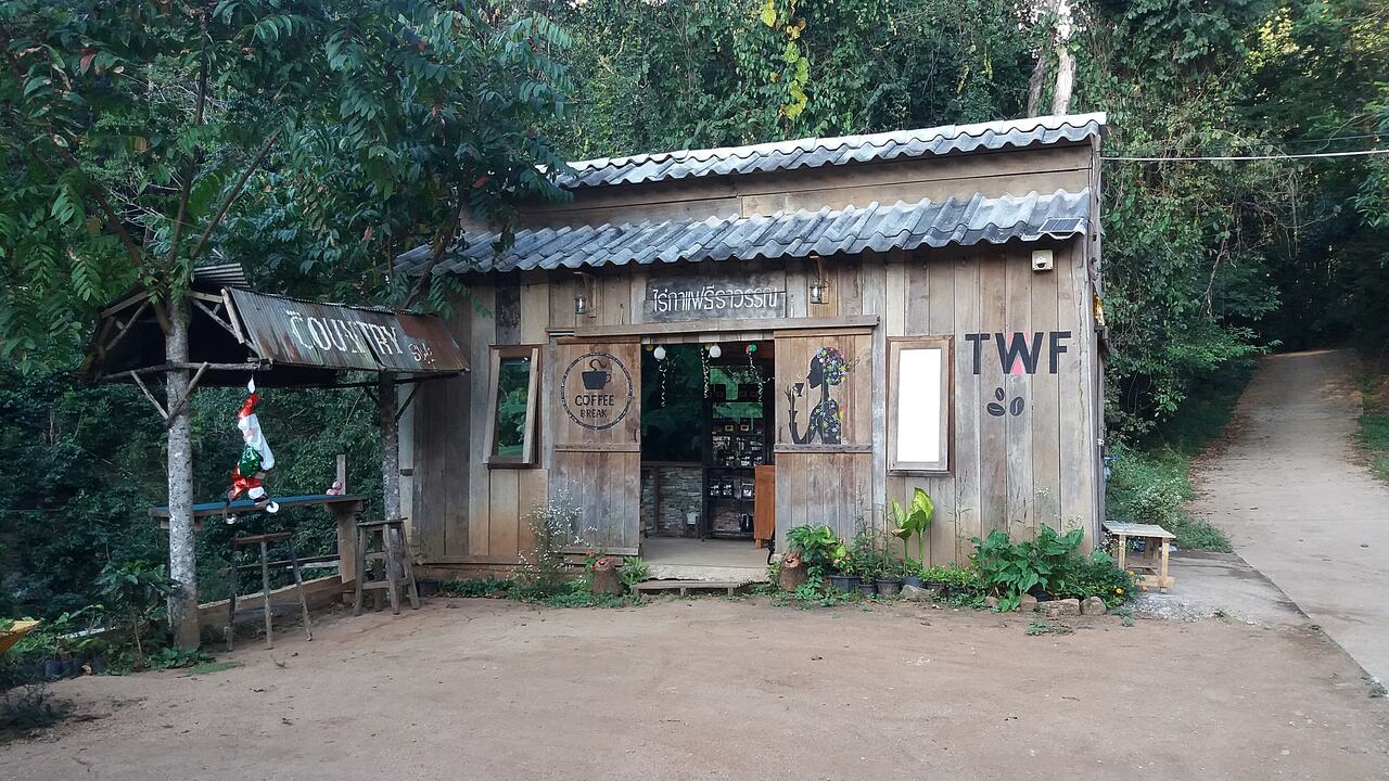 Ban Pa Miang w prowincji Lampang - fot. Daniel Karwicki