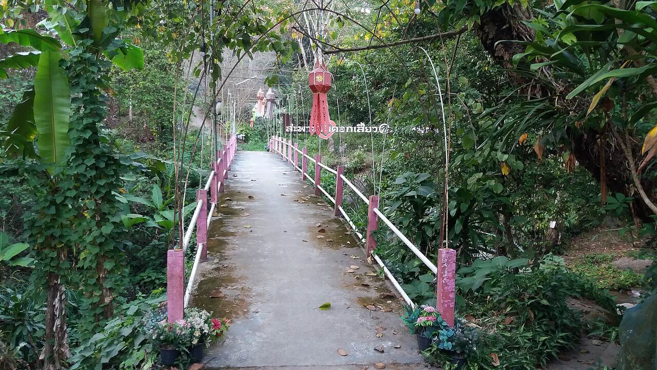 Ban Pa Miang w prowincji Lampang - fot. Daniel Karwicki