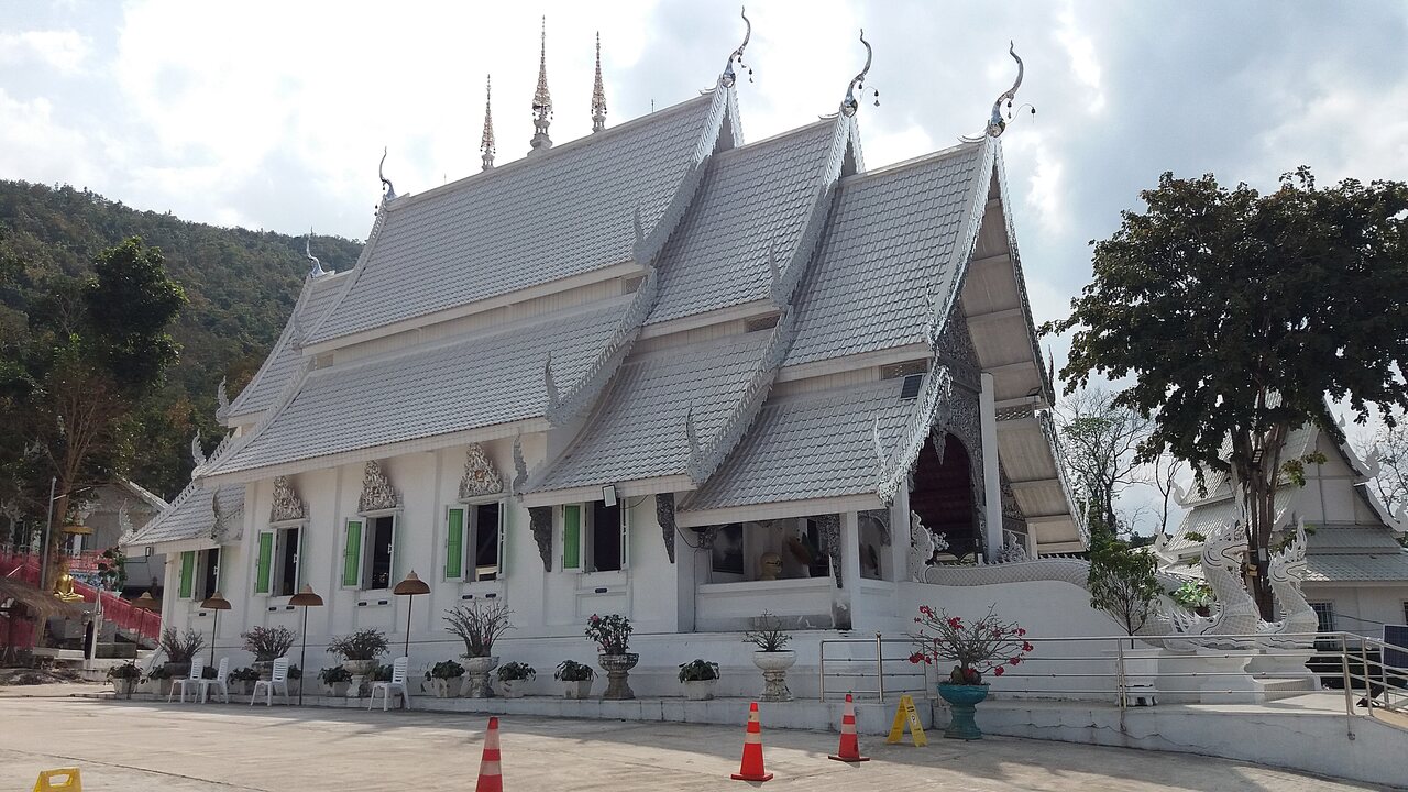 Wat Tham Nam Bo Kaeo - Lampang Province, fot.: Daniel Karwicki