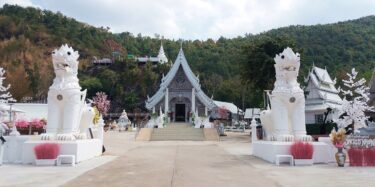 Wat Tham Nam Bo Kaeo - Lampang Province, fot.: Daniel Karwicki